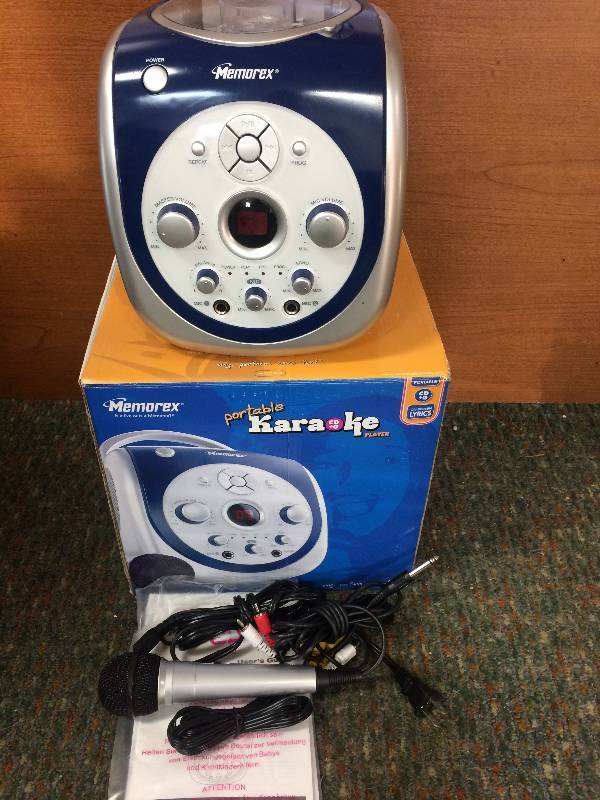 lot 30 image: Portable Karaoke Player