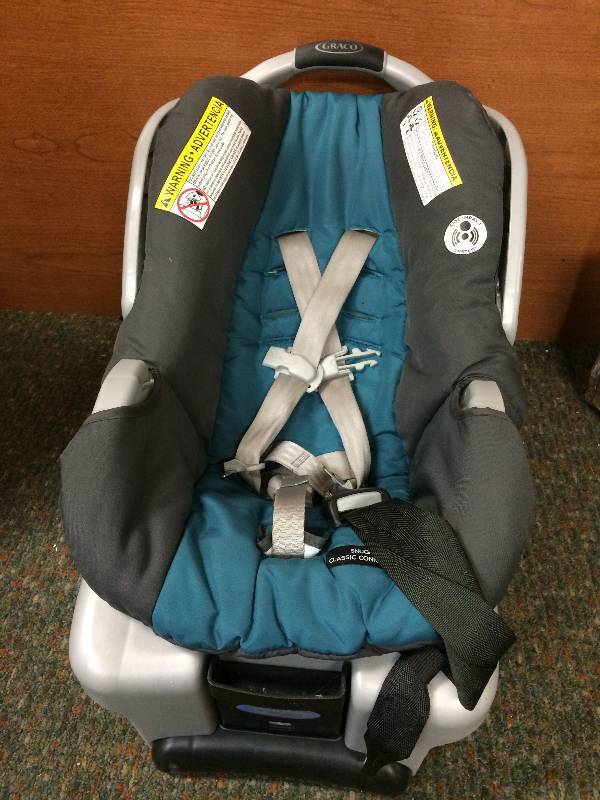lot 42 image: Graco Car Seat