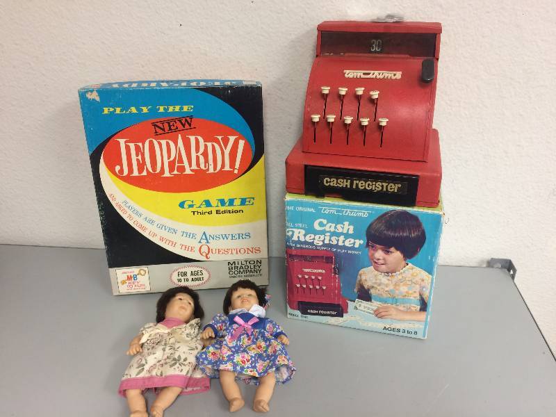 lot 49 image: Vintage Toy Register, Jeopardy Game and More