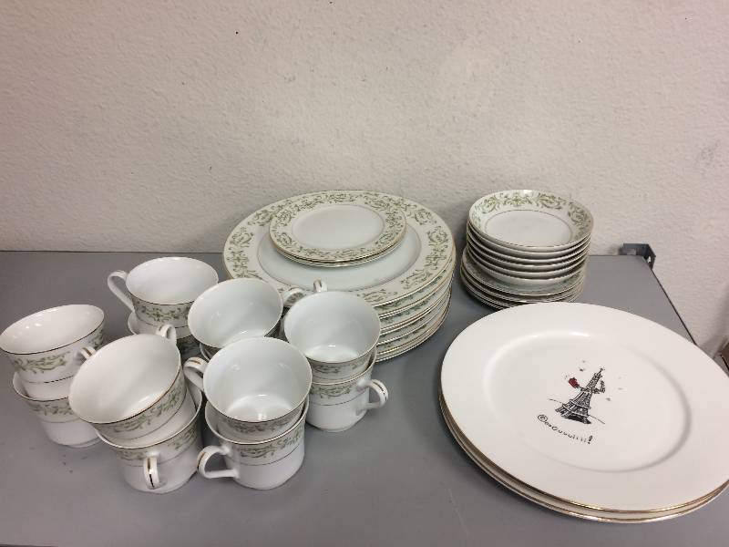 lot 61 image: Allegro China
