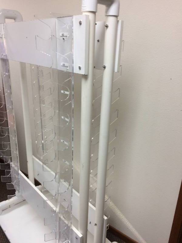 lot 72 image: Transporter for Reprocessed Dialyzers