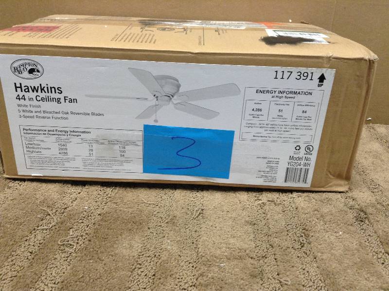 Hampton Bay Hawkins 44 in. White Ceiling Fan Model#  YG204-WH open box never used