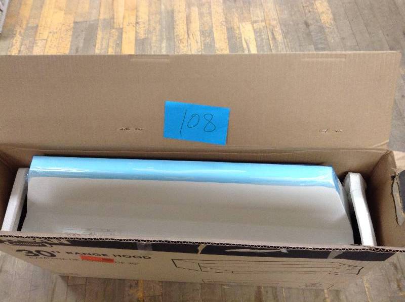 Broan 42000 Series 30 in. Range Hood in White Model# �423001  open box never used
