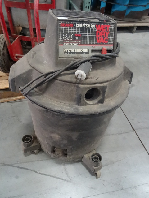 Sears Craftsman 3.0 HP wet dry vac....