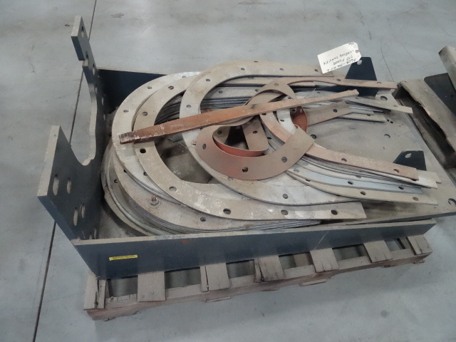 2 motor mounts with shims...