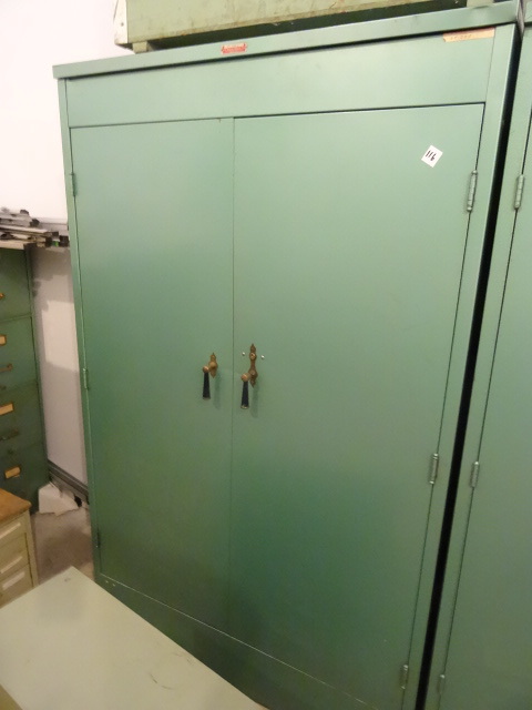 2 door Hamilton metal cabinet. 45 x...
