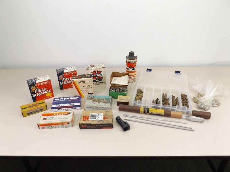 lot 5 image: Large Lot of Ammunition, Bullets, Rifle Cleaning Rods etc. 
