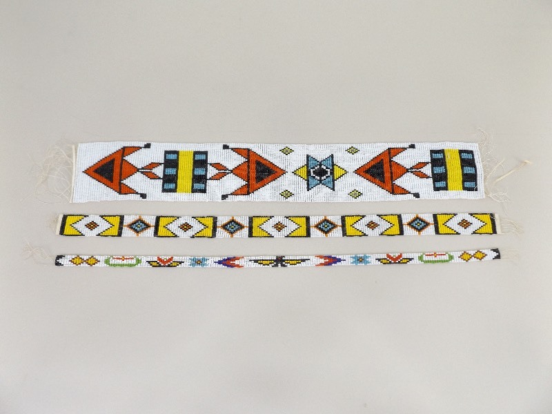 lot 19 image: 3 Pieces of Detailed Vintage Native American Beaded Art