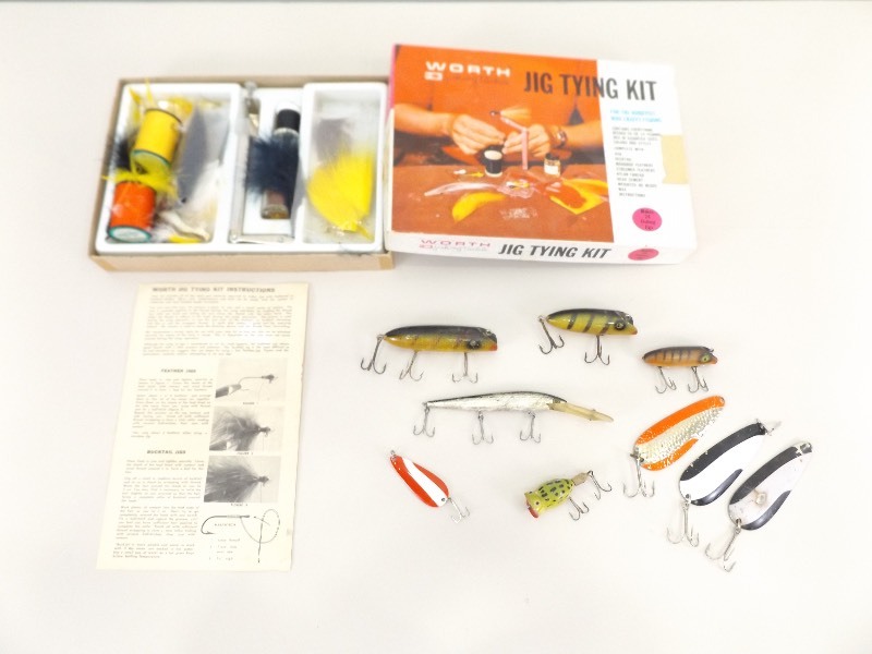lot 33 image: Lot of Vintage Fishing Lures, and Jig Tying Kit