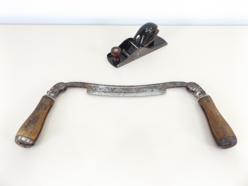 lot 40 image: Antique Draw Knife and Wood Planer