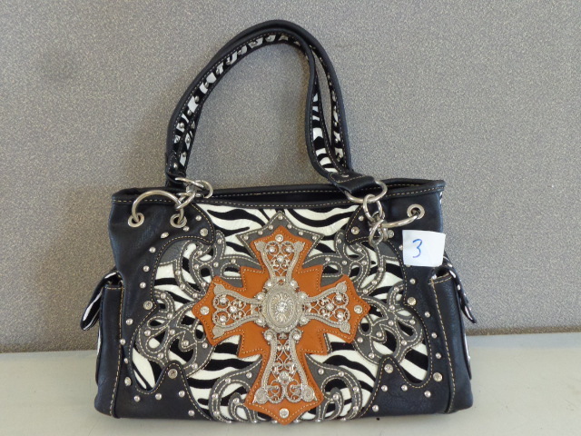 lot 3 image: Conceal and Carry Handbag