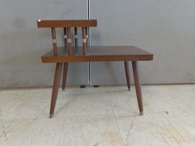 lot 12 image: Vintage End Table