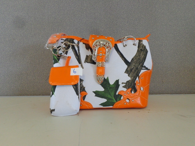 lot 6 image: Conceal and Carry Handbag