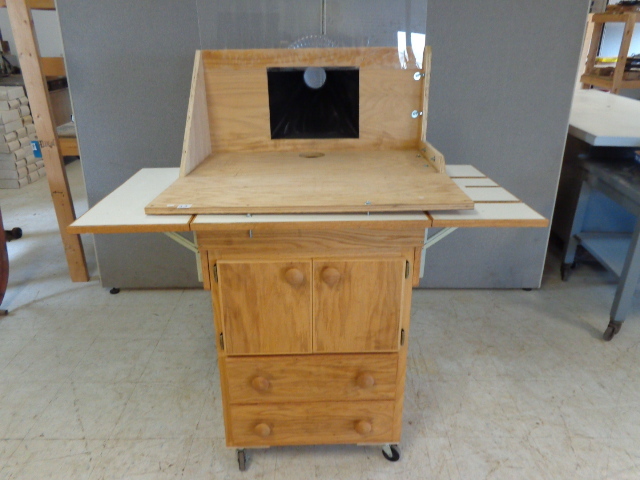 lot 33 image: Work Table with Dust Collector