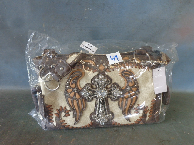 lot 49 image: Conceal and Carry Handbag