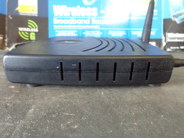lot 70 image: Wireless Router
