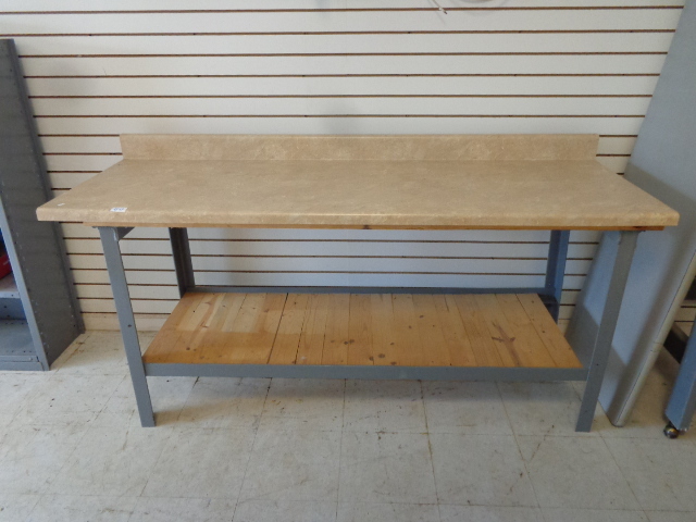 lot 80 image: Work Bench