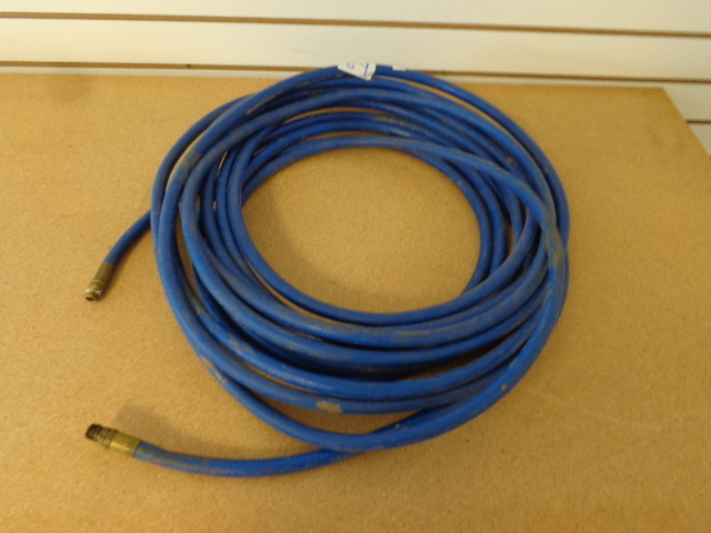 lot 89 image: Blue Air Hose
