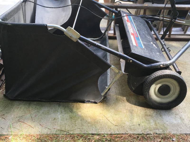 RANCH KING 42" LAWN SWEEP July Estate Sale KBID