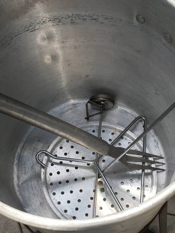 lot 28 image: TURKEY DEEP FRYER