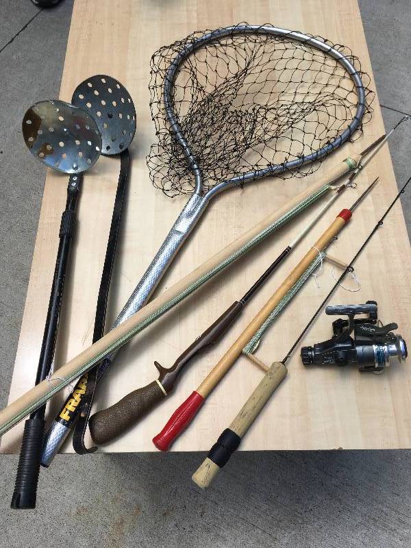 lot 40 image: FISHING LOT