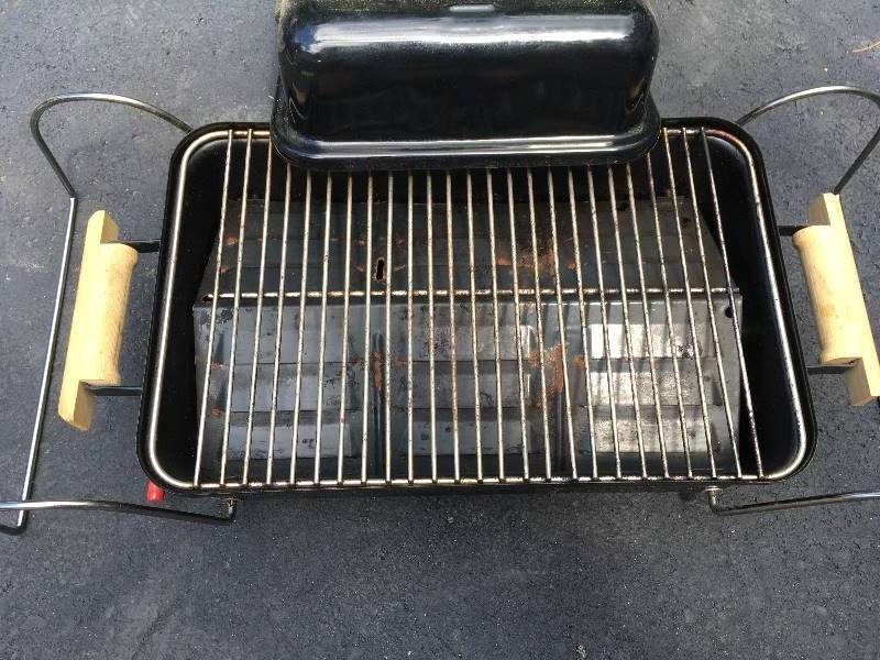 lot 43 image: WEBER PORTABLE GAS GRILL