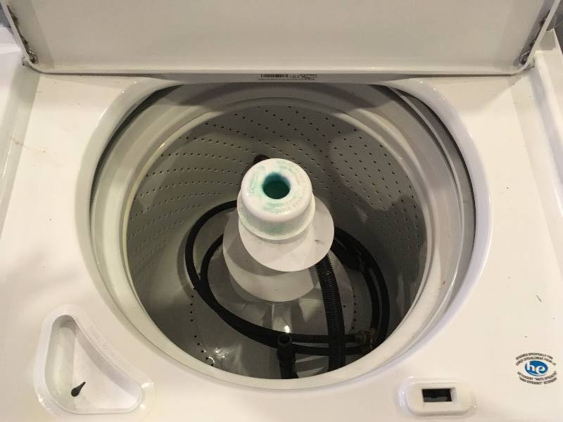 lot 10 image: KENMORE WASHING MACHINE