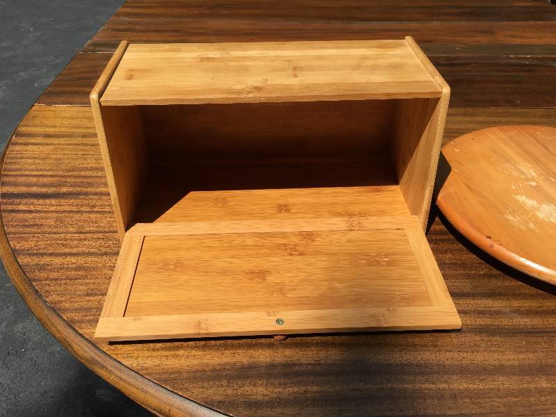 lot 117 image: WOOD BREAD BOX, WOOD LAZY SUSAN