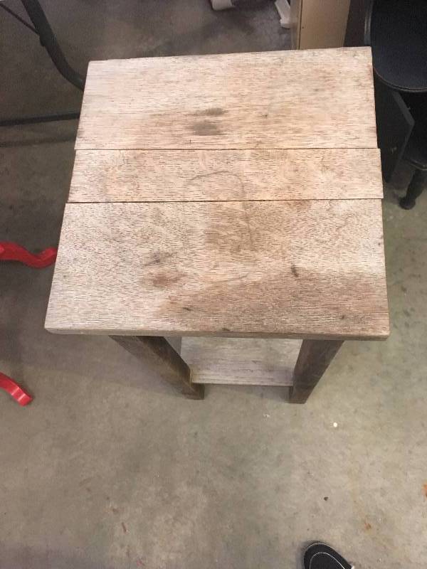 lot 147 image: WOOD END TABLE