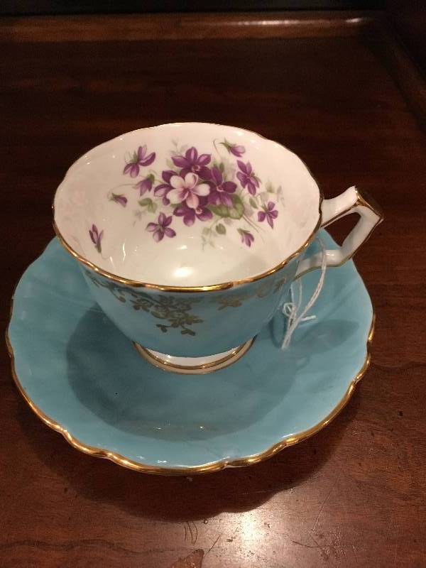 lot 219 image: AYNSLEY BONE CHINA, LEFTON CHINA TEA CUP AND SAUCER