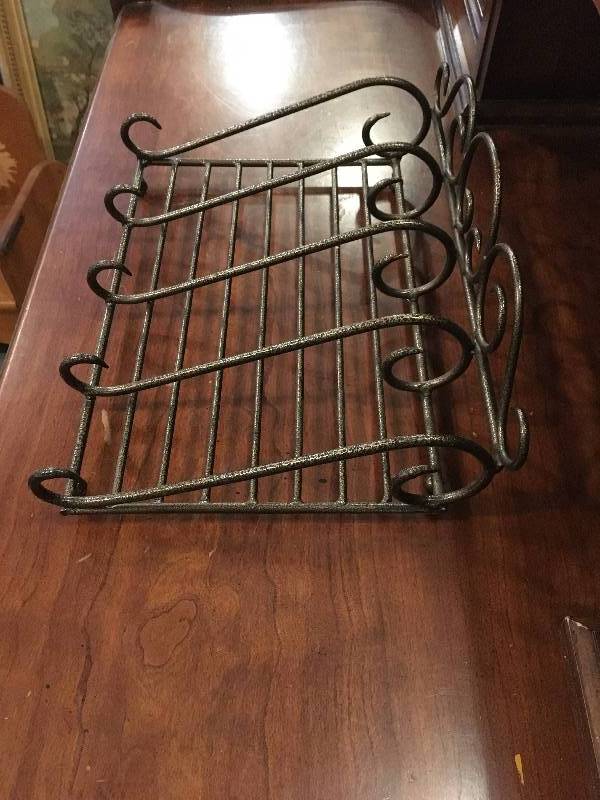 lot 248 image: DECORATIVE METAL SILVERWARE CADDY