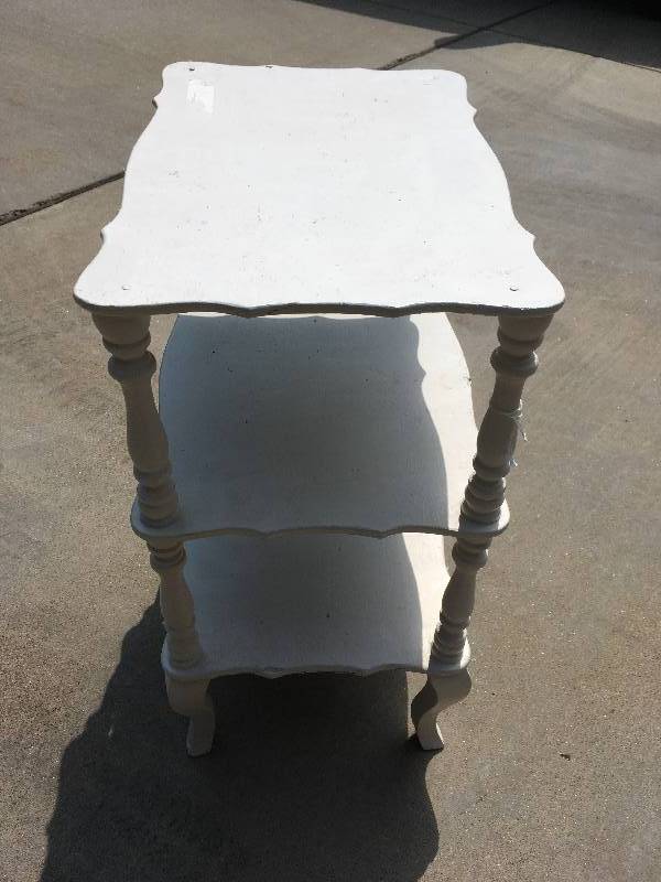 lot 256 image: WHITE THREE TIERED SHELF
