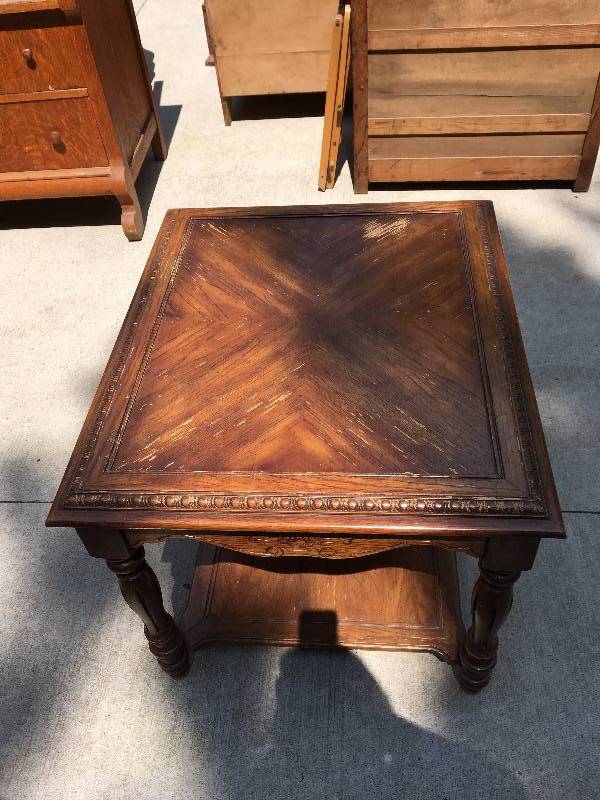 lot 96 image: WOOD SIDE TABLE