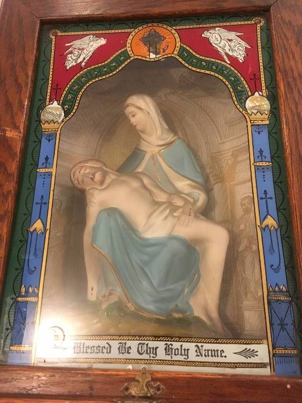 lot 283 image: ANTIQUE LAST RITE BOX