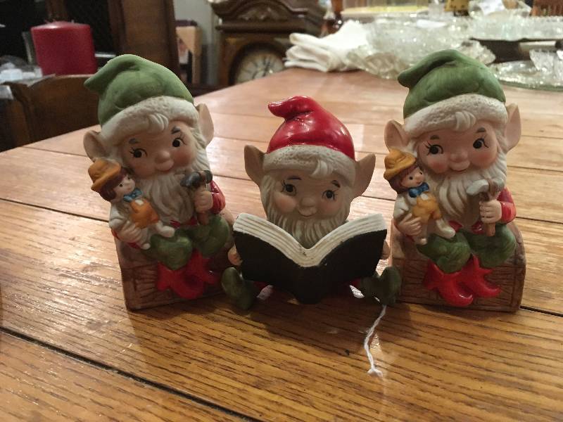lot 398 image: (3) COLLECTIBLE GLASS FIGURINES, (4) LENNOX NAPKIN RINGS, AND A WOOD SNOWMAN