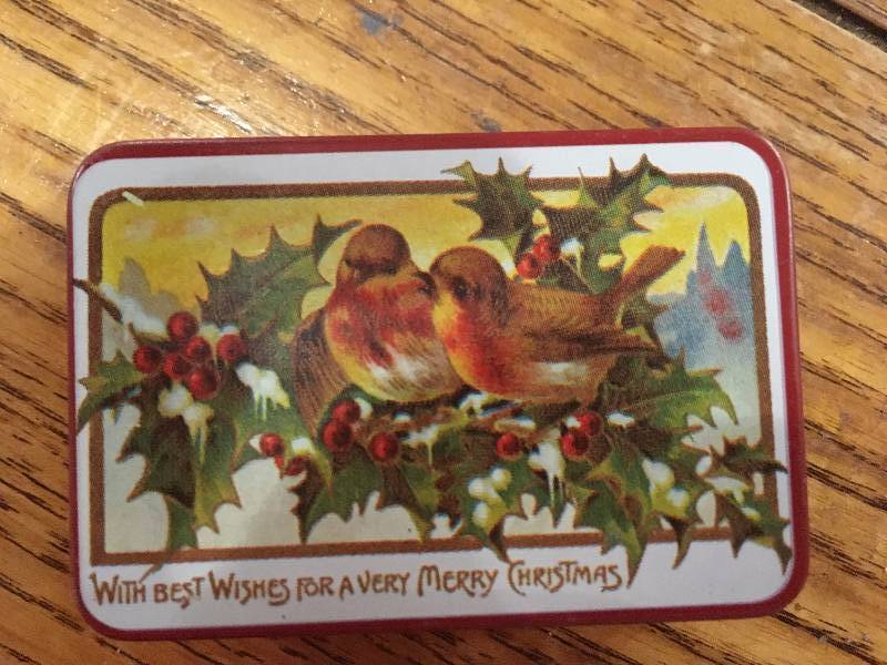 lot 406 image: CHRISTMAS LOT
