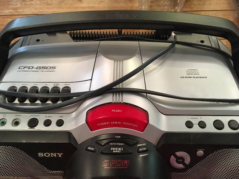 lot 328 image: SONY XPLOD RADIOCDCASSETTE PLAYER