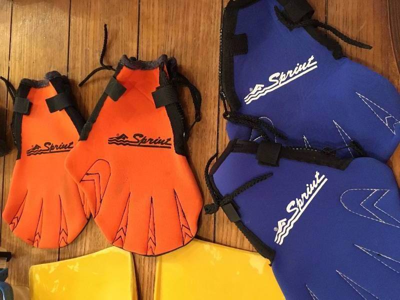 lot 376 image: SNORKELINGSCUBA LOT