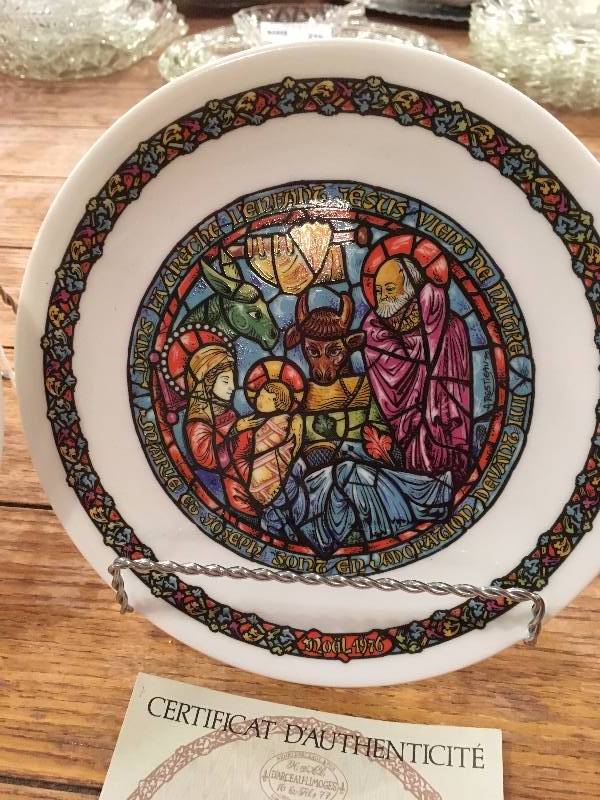 lot 393 image: COLLECTOR PLATES WITH CERTIFICATES