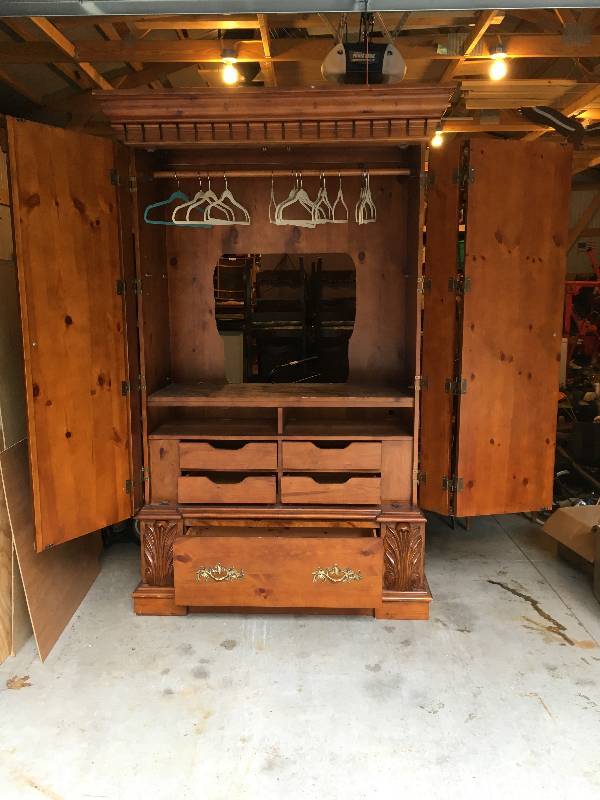 lot 4 image: SOLID WOOD ARMOIRE