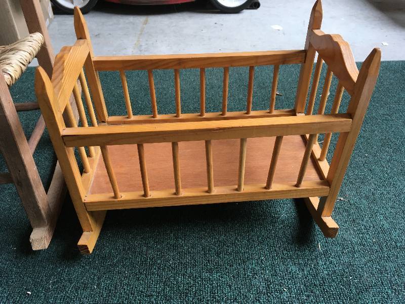 lot 459 image: WOOD DOLL CRIB & SMALL WICKER CHAIR