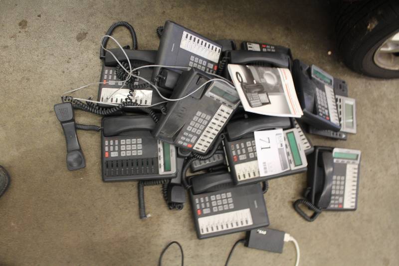lot 71 image: Toshiba Phone Systems