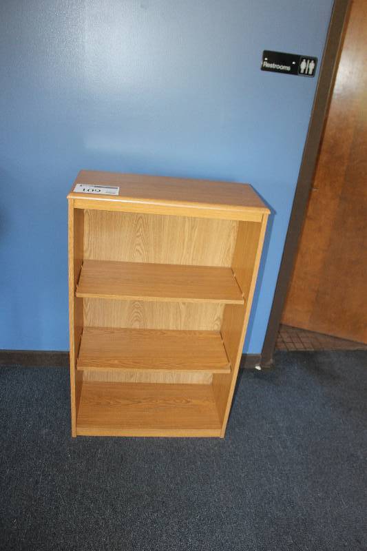lot 109 image: 3-shelf Wood Bookcase