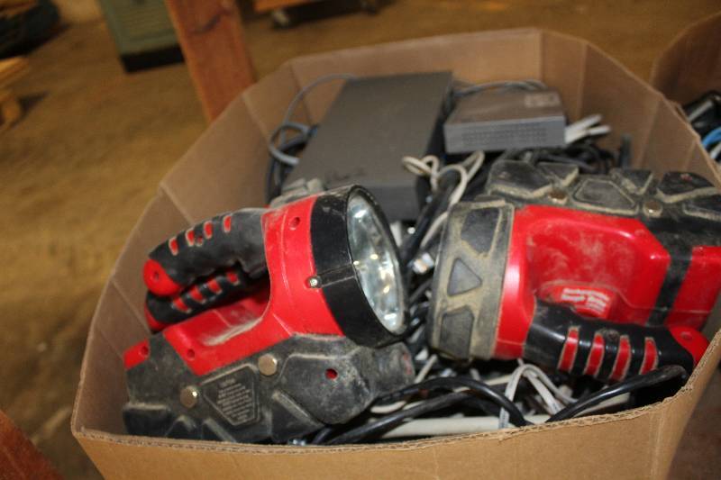 lot 62 image: Portable Flashlights, Cables, Misc Electronics, Computer switches, and Distribution hubs