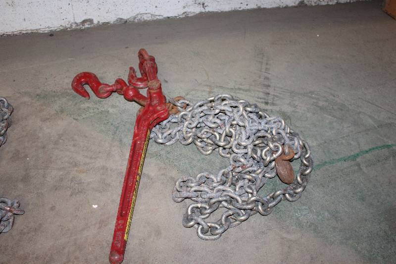 lot 114 image: Load Chain w Chain Binder