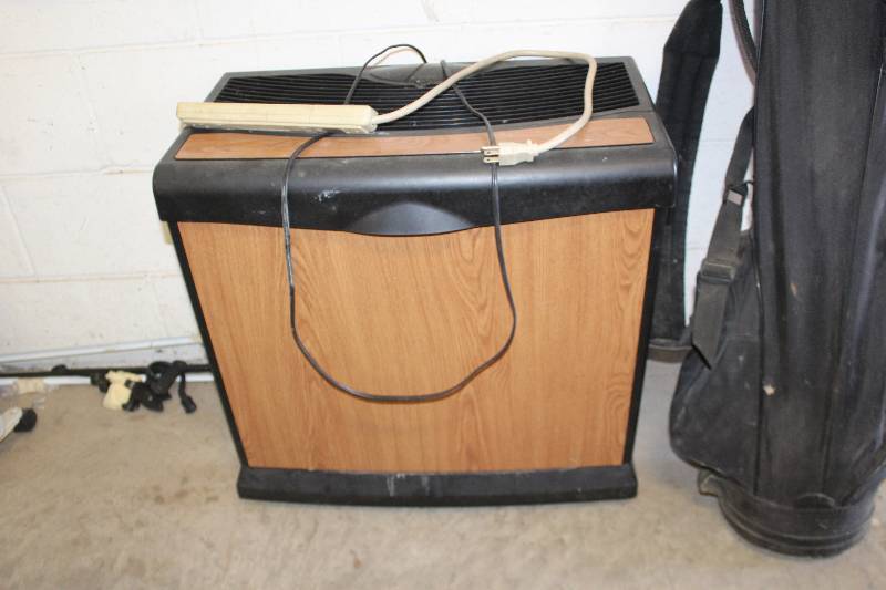 lot 101 image: Sears Humidifer