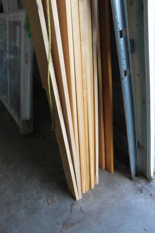 lot 93 image: Lot of (12) 34 Solid Pre-Finished Maple Boards