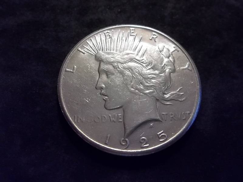 1925 S Peace Silver Dollar Very High Grade MS Flawless