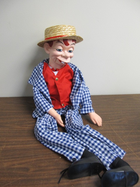lot 22 image: Vintage 1968 Juro Ventriloquist Dummy