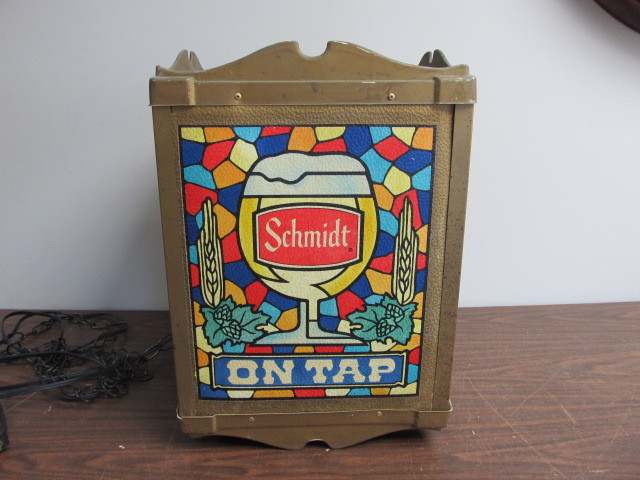 lot 26 image: Large Vintage SCHMIDT BEER Hanging Lamp